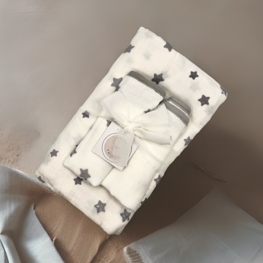 Stars Swaddle & Burp towels bundle (set of 3)