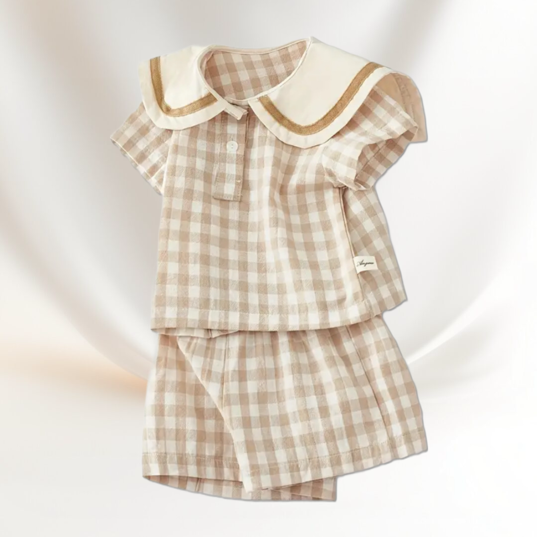 The elegant boy checkered set