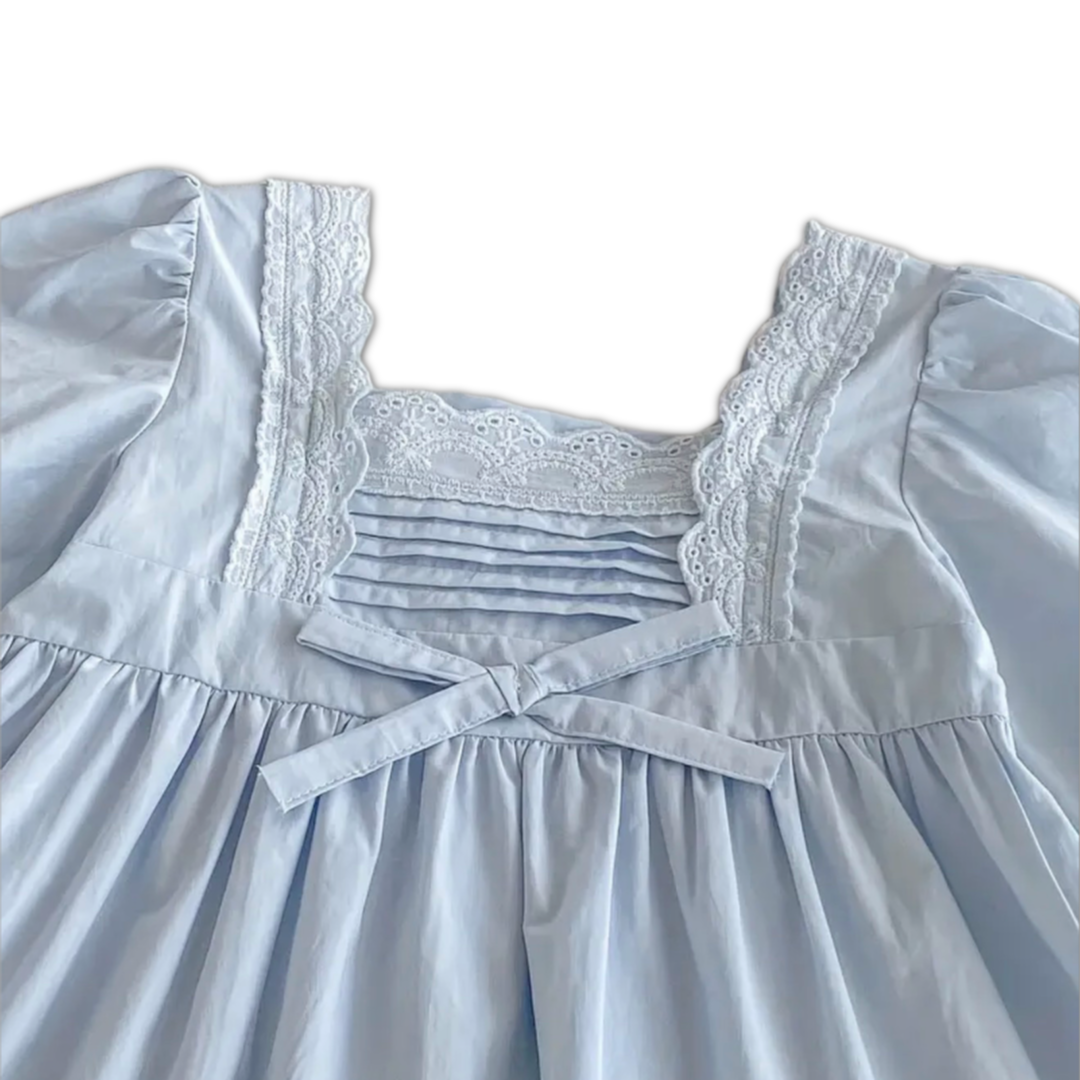 فستان الأميرة الأزرق