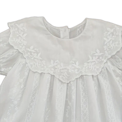 فستان أميرة أبيض